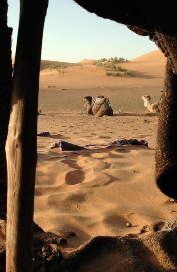 Готель Mhamid Sahara Camp - Mhamid El Ghizlane Мхамід Екстер'єр фото
