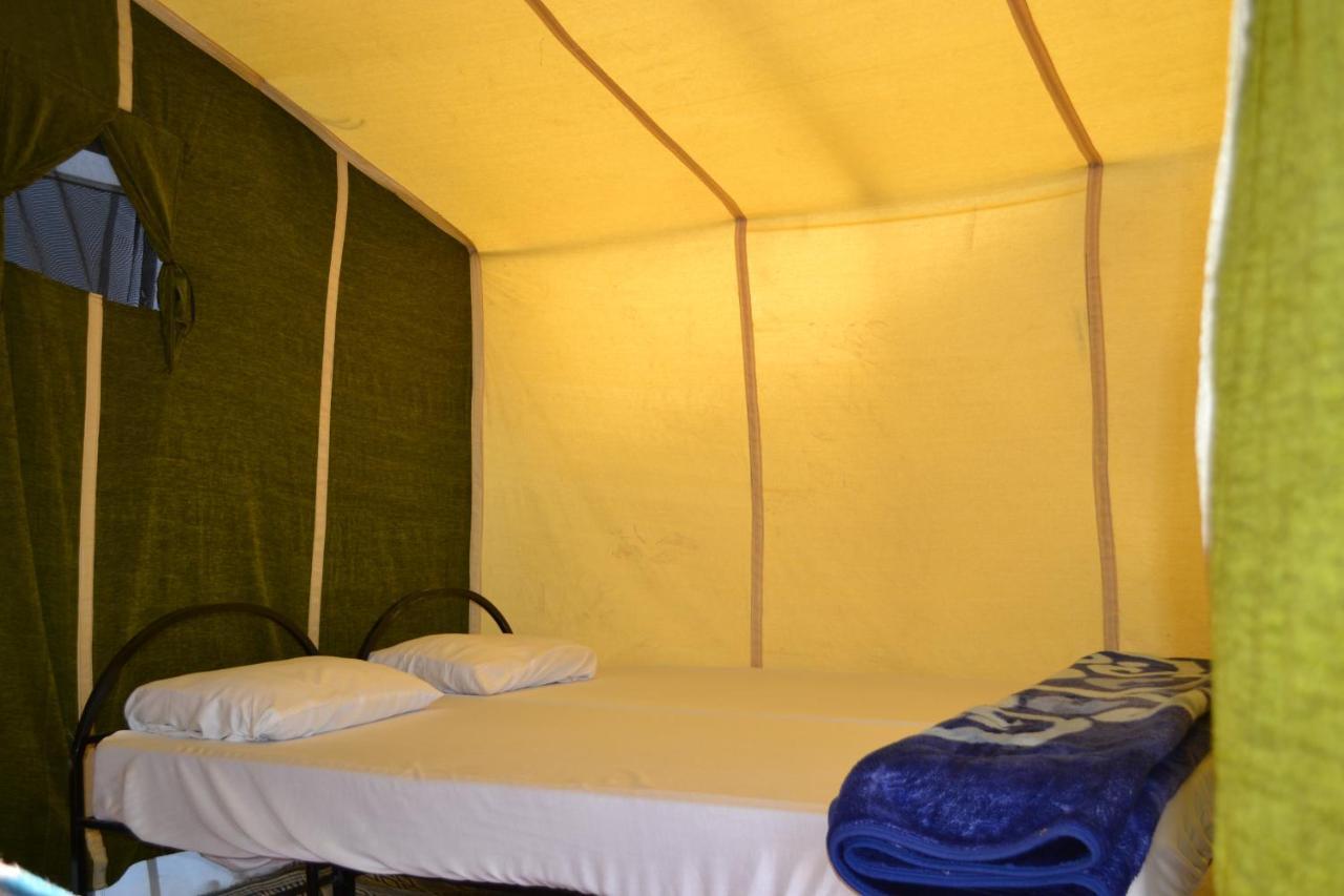 Готель Mhamid Sahara Camp - Mhamid El Ghizlane Мхамід Екстер'єр фото