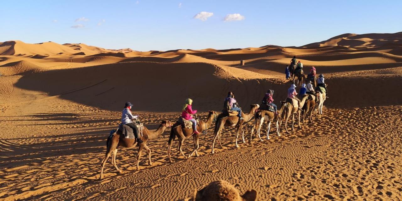 Готель Mhamid Sahara Camp - Mhamid El Ghizlane Мхамід Екстер'єр фото