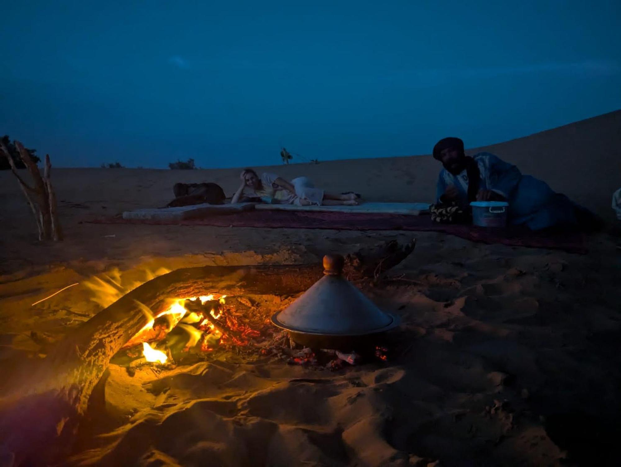 Готель Mhamid Sahara Camp - Mhamid El Ghizlane Мхамід Екстер'єр фото